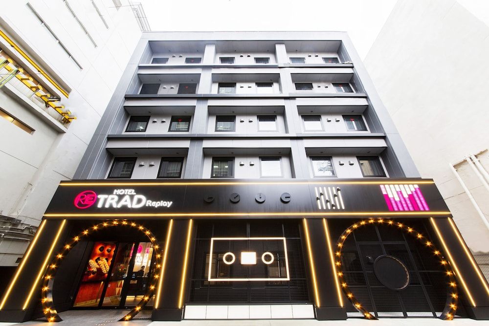 undefined HOTEL TRAD Replay 3