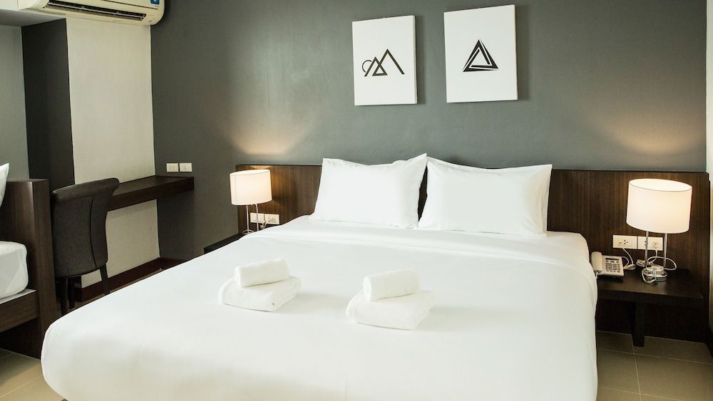 Deluxe Triple Room