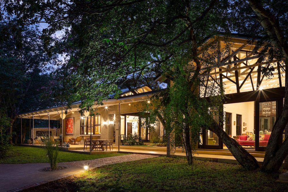 undefined Mbano Manor Hotel Victoria Falls 8