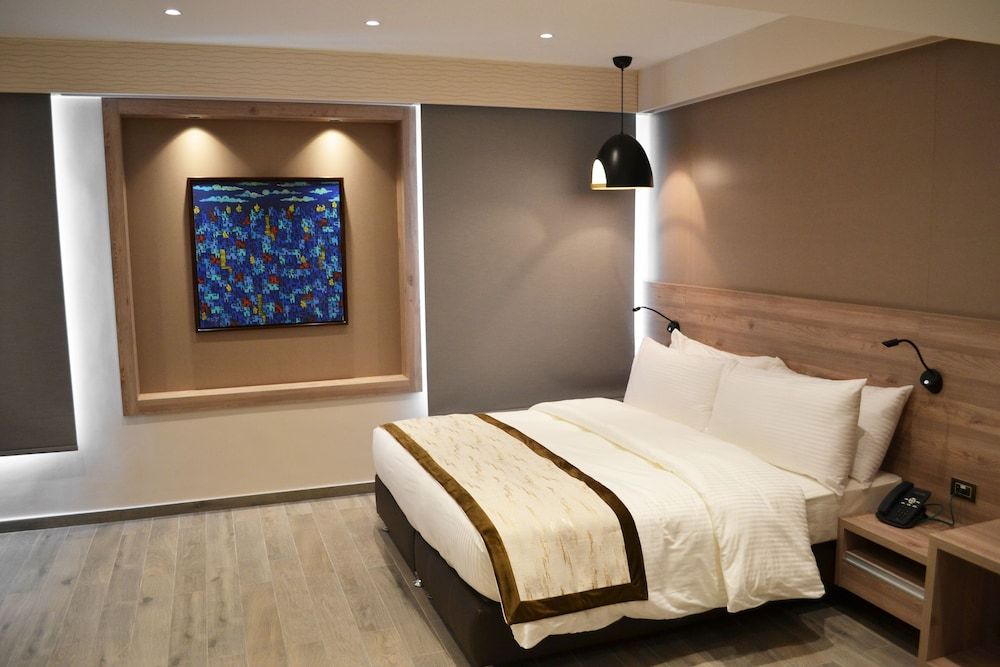 undefined Ambassador Hotel Amman, a Boutique Hotel 4