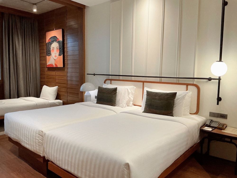 Deluxe Triple Room