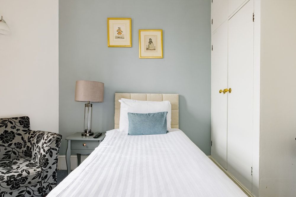 undefined The Abbey Notting Hill 2