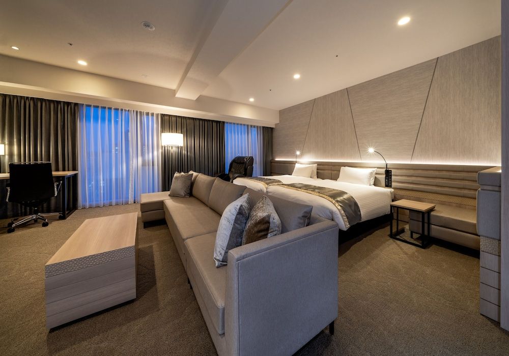 Junior Suite Room - Non-Smoking