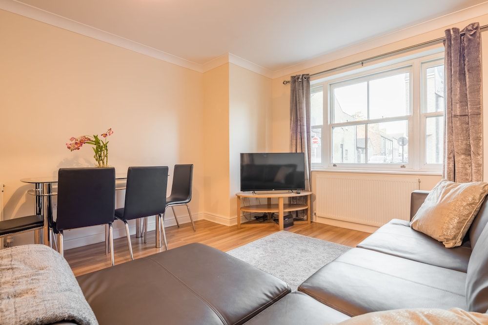 undefined Bridge View Apartment 10