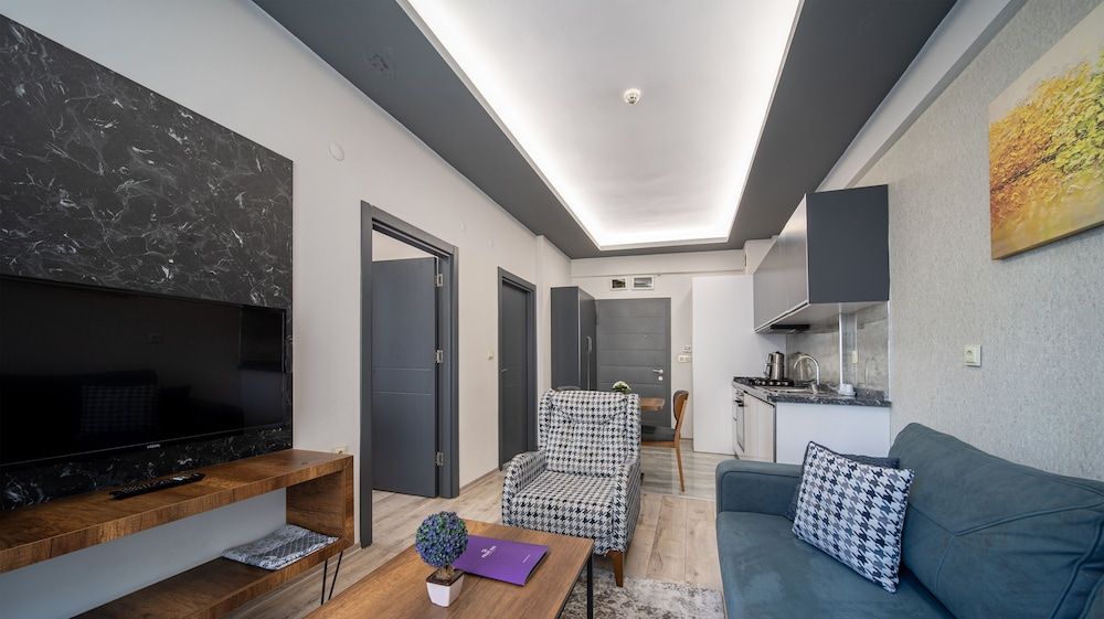 Prime Inn City Comfort Suite 15