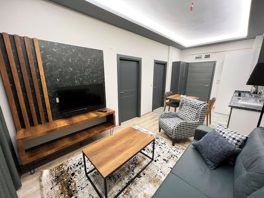 Prime Inn City Comfort Suite 12