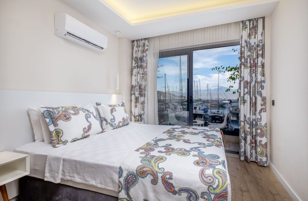 undefined Ece Marina Suites 10