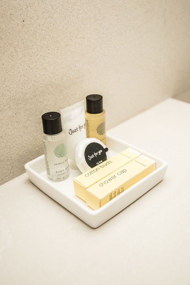 Rimbun Suites & Residences Basic Apartment, 3 Bedrooms, Non Smoking, Kitchenette 16