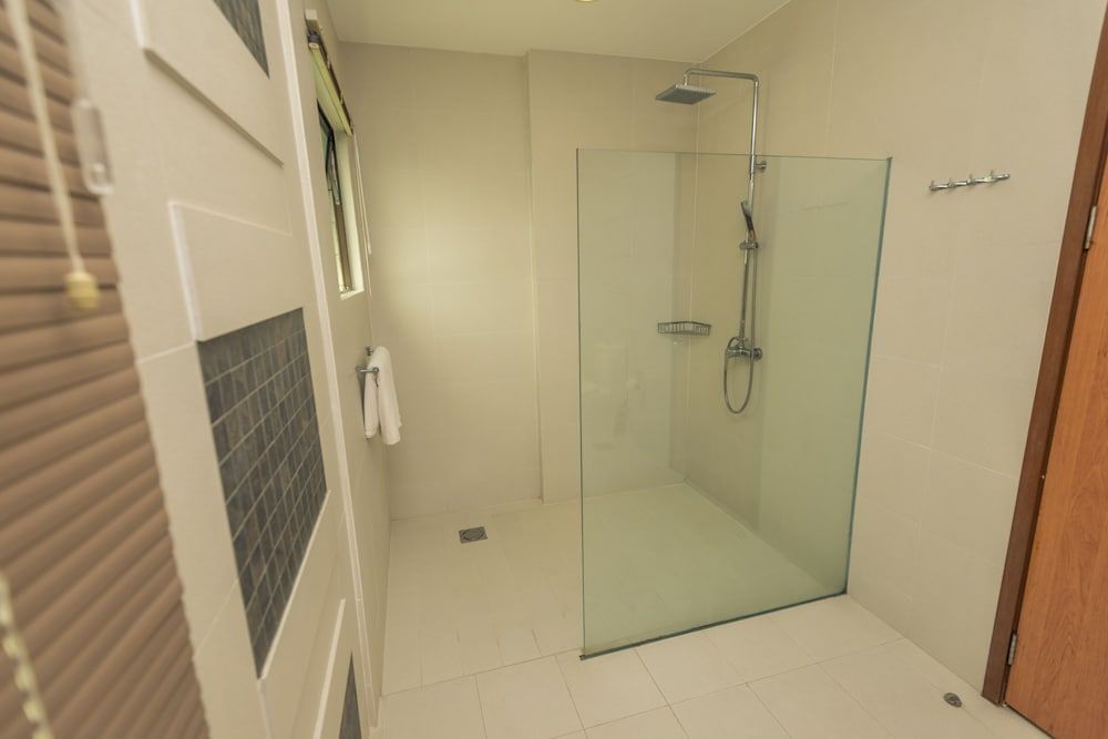 Rimbun Suites & Residences Basic Apartment, 3 Bedrooms, Non Smoking, Kitchenette 15