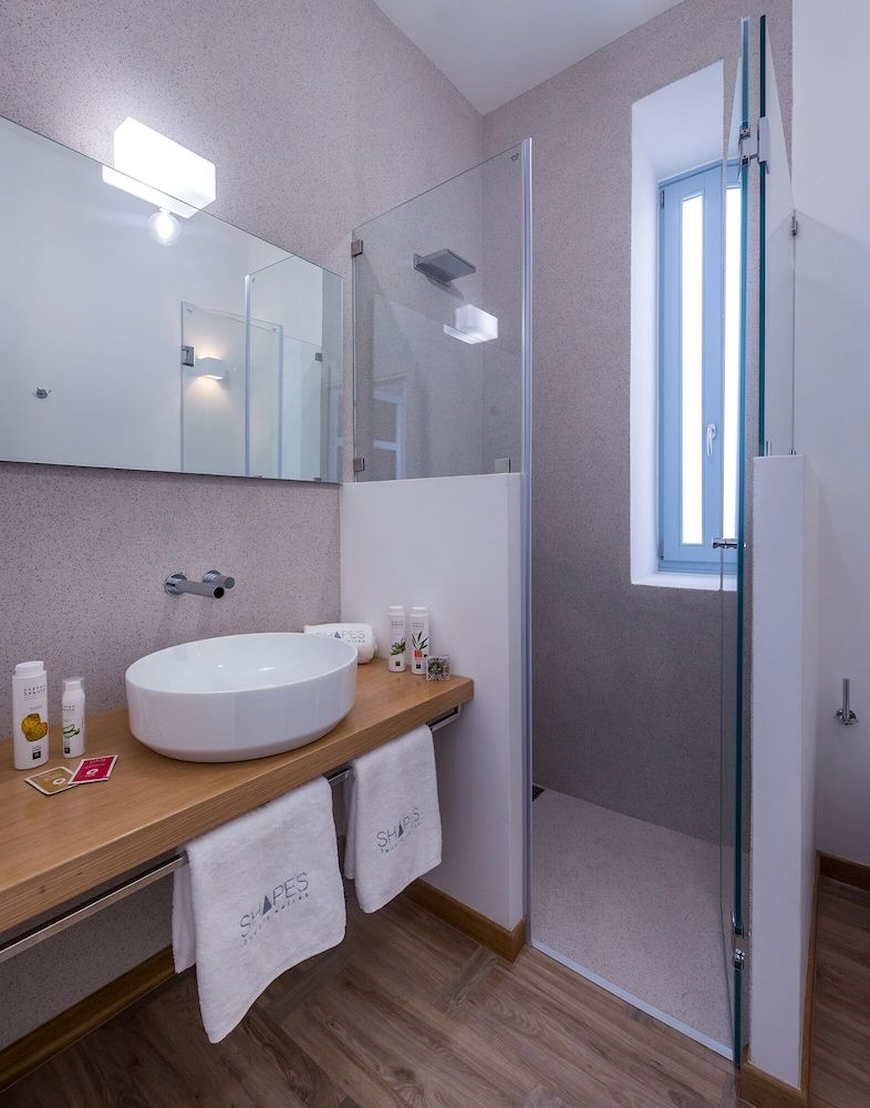 Shapes Luxury Suites Junior Suite, Sea View (Panoramic) 7