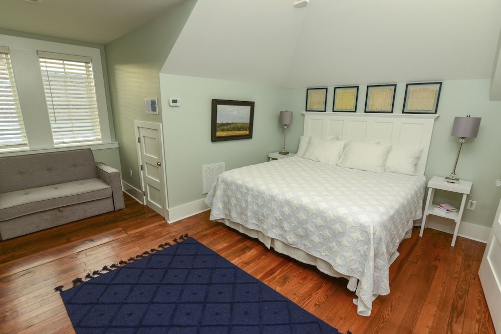 607 Bay Inn Downtown Beaufort Premium Room, 1 King Bed 6