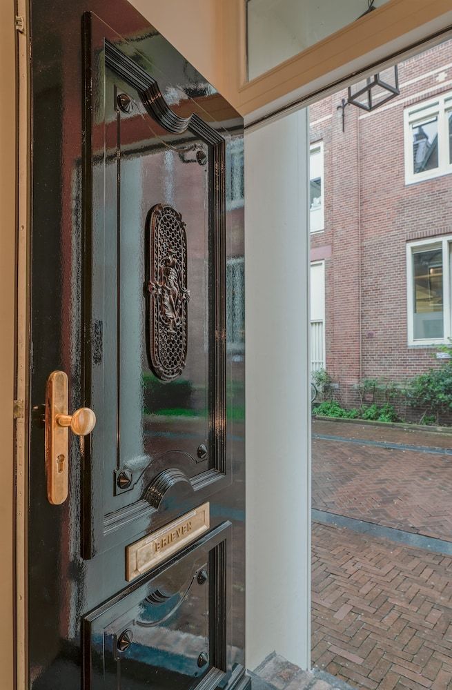 undefined Leidse Square Luxury Apartment 6