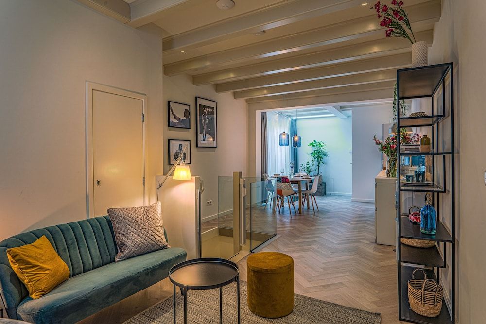 undefined Leidse Square Luxury Apartment 2