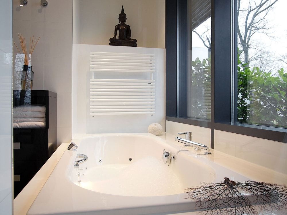 Relais & Châteaux Hotel Burg Schwarzenstein Grand Suite 8