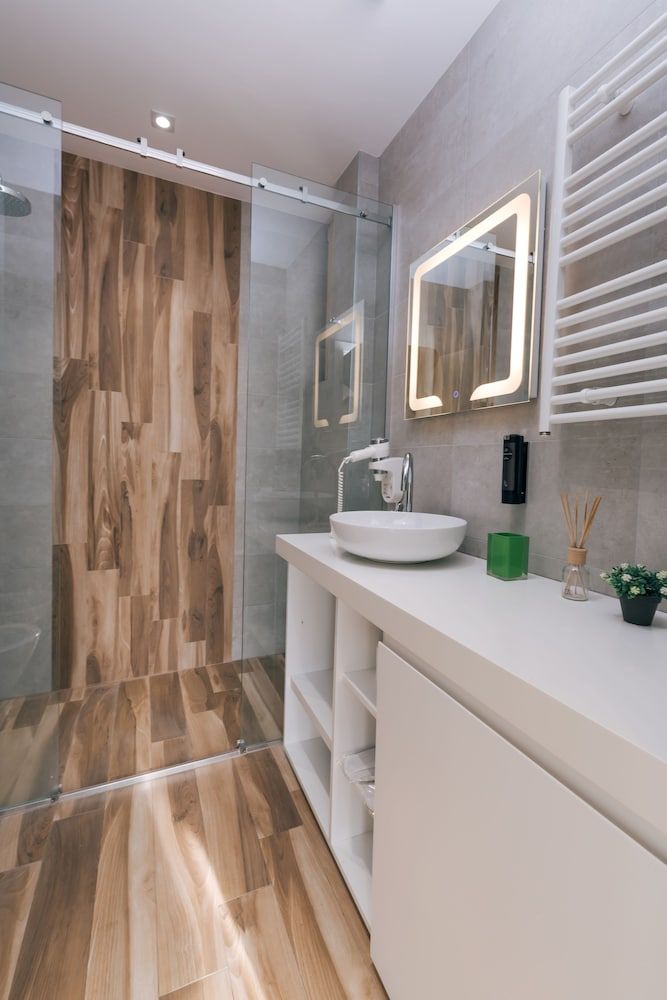 Villa Royal Apartments Deluxe Apartment, Terrace 6