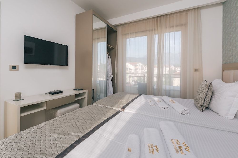 Villa Royal Apartments Deluxe Apartment, Terrace 3