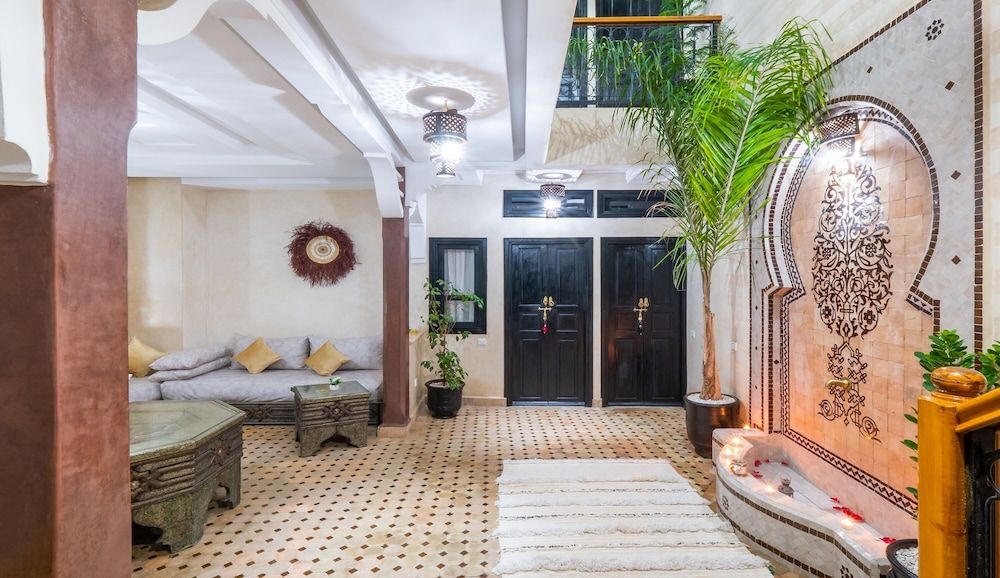 undefined Riad Elite 9