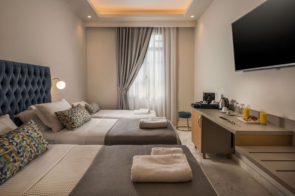 Plaza 1866 Superior City Rooms Deluxe Triple Room (201) 8