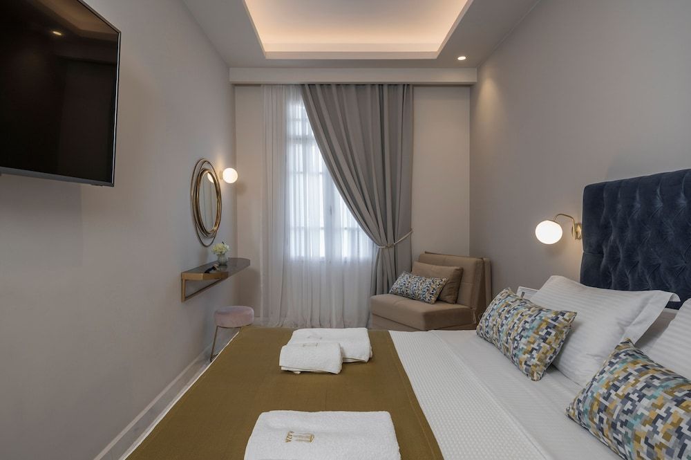 Plaza 1866 Superior City Rooms Deluxe Triple Room (203)