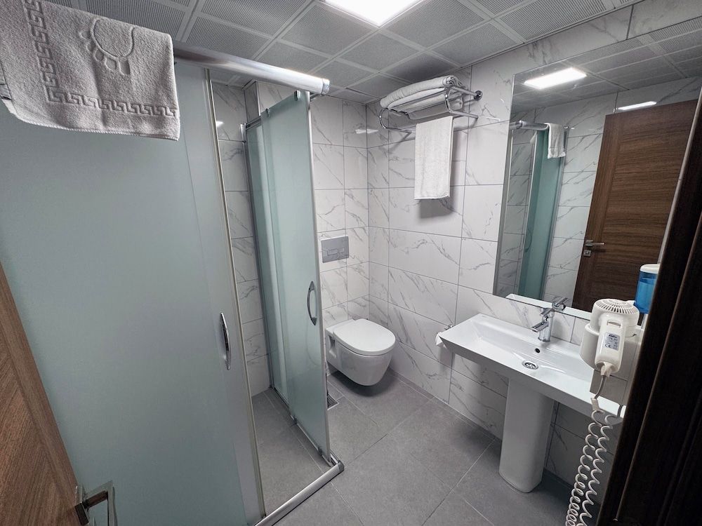 Hotel Mandalin Standard Room, 1 Bedroom 7