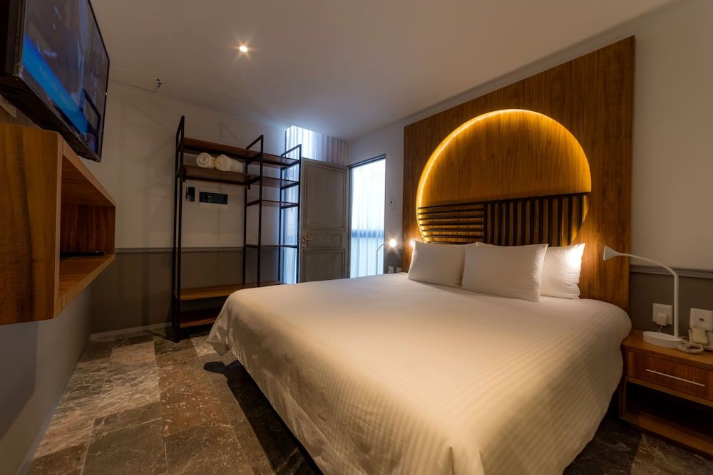 undefined Singular Joy Vacation Rentals 2