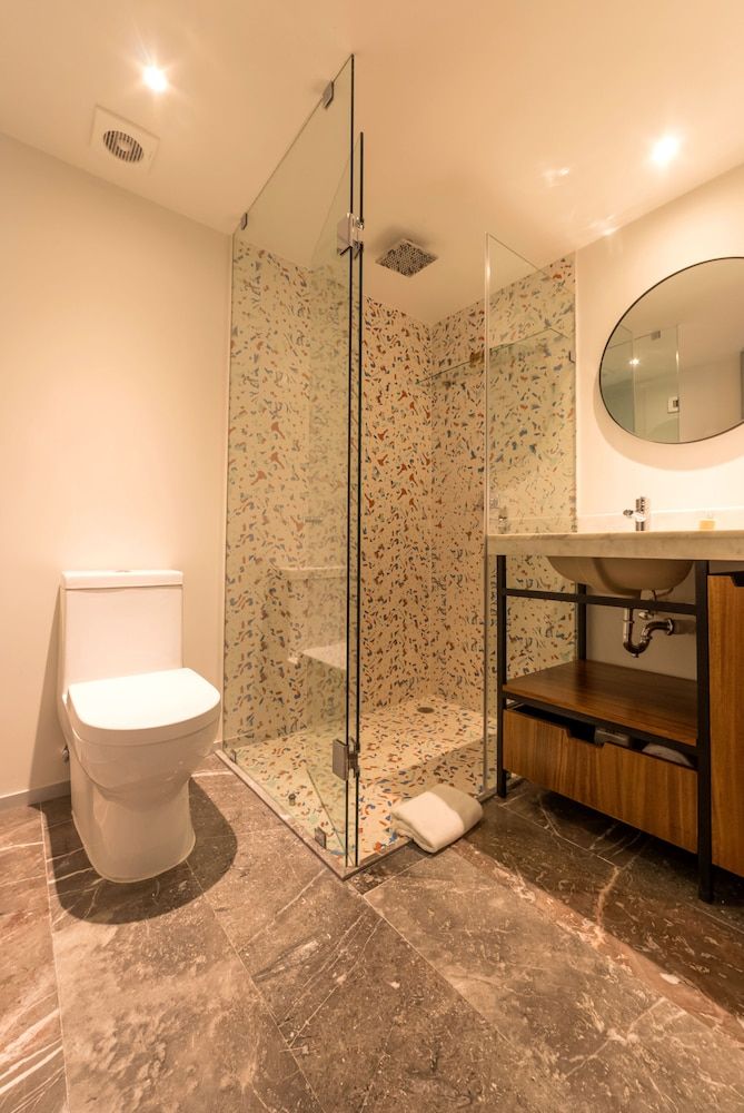 undefined Singular Joy Vacation Rentals 9