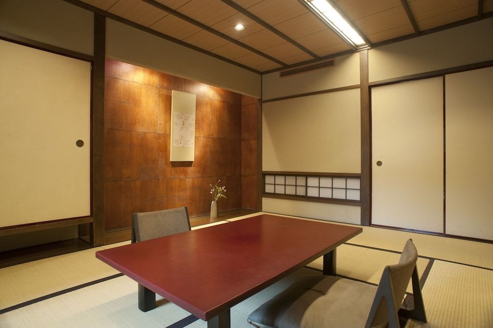 Large Quadruple Room with Massage Chair, 68m2 (Akatoki) Non smoking