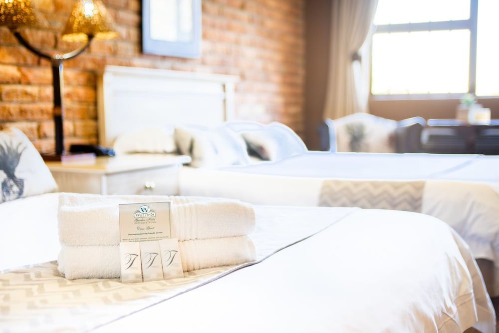 Willows Garden Hotel Potchefstroom Double or Twin Room, Golf View