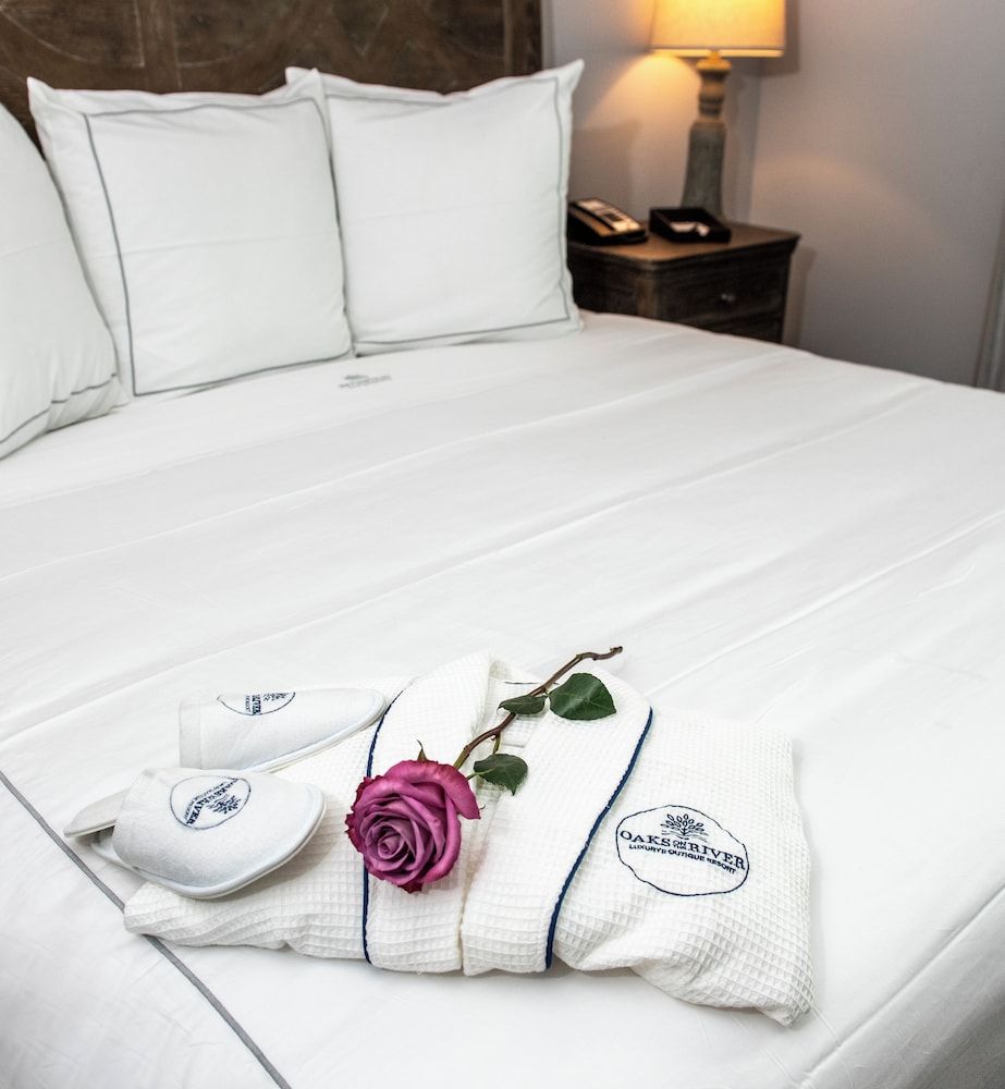 Oaks on the River Standard Room, 2 Queen Beds (Standard Double) 2