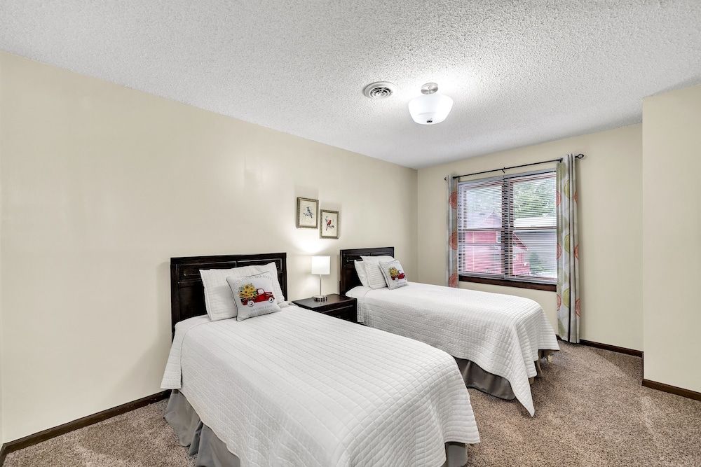 Cabin, 3 Bedrooms (Rec Center)