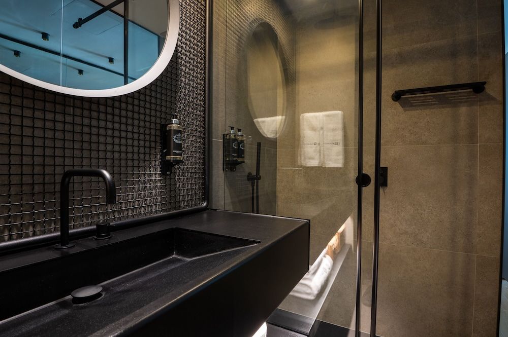 Ferraria XVI FLH Hotels Deluxe Double Room 6