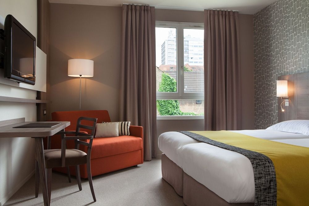 Classic Twin Room