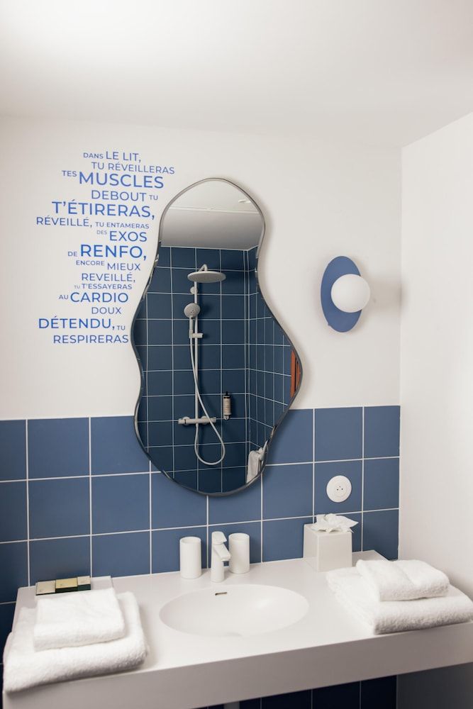 The Ruck Hotel Classic Room 6