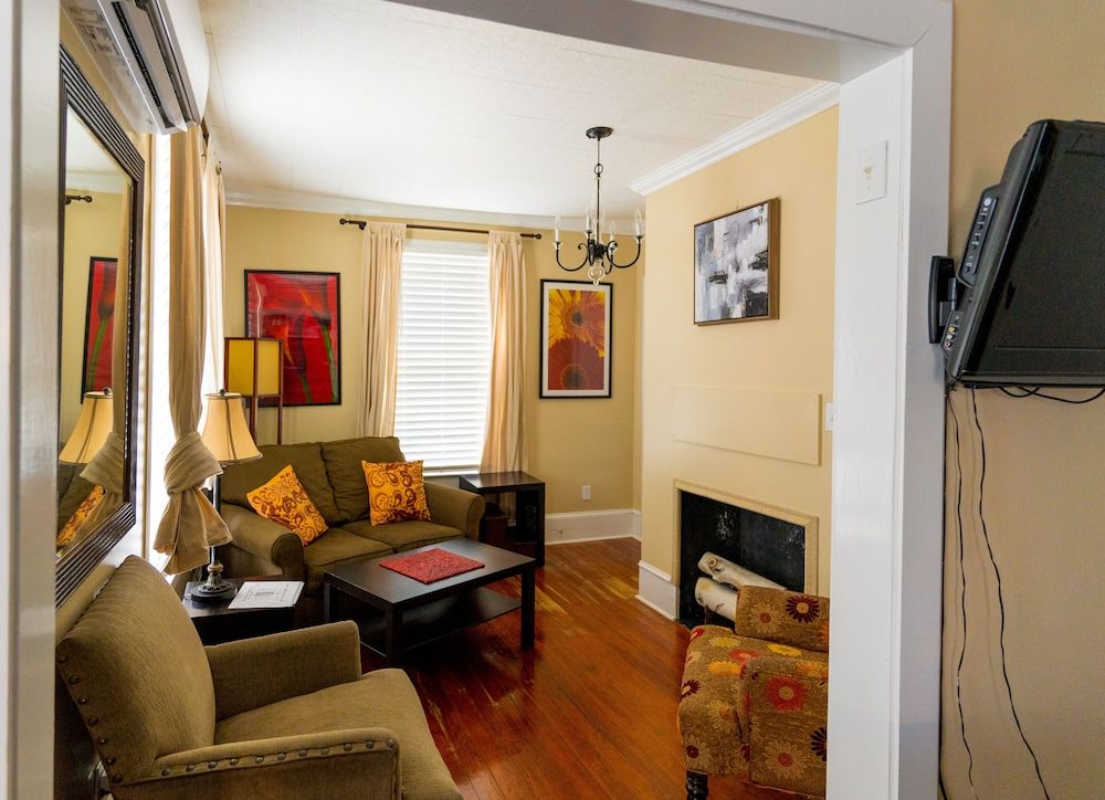 The Heirloom Inn Suite, Non Smoking, Kitchen (Diamond) 3