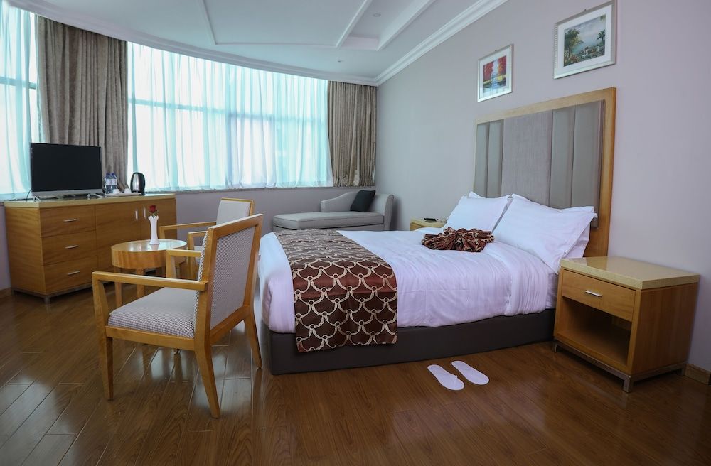 undefined New Day Hotel 9