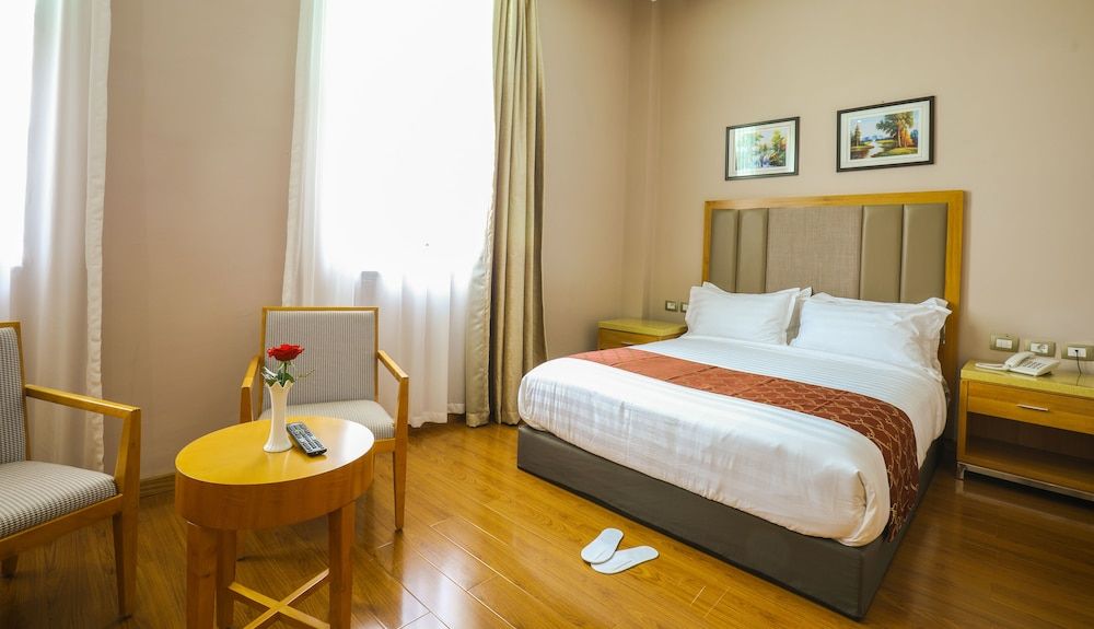 undefined New Day Hotel 8