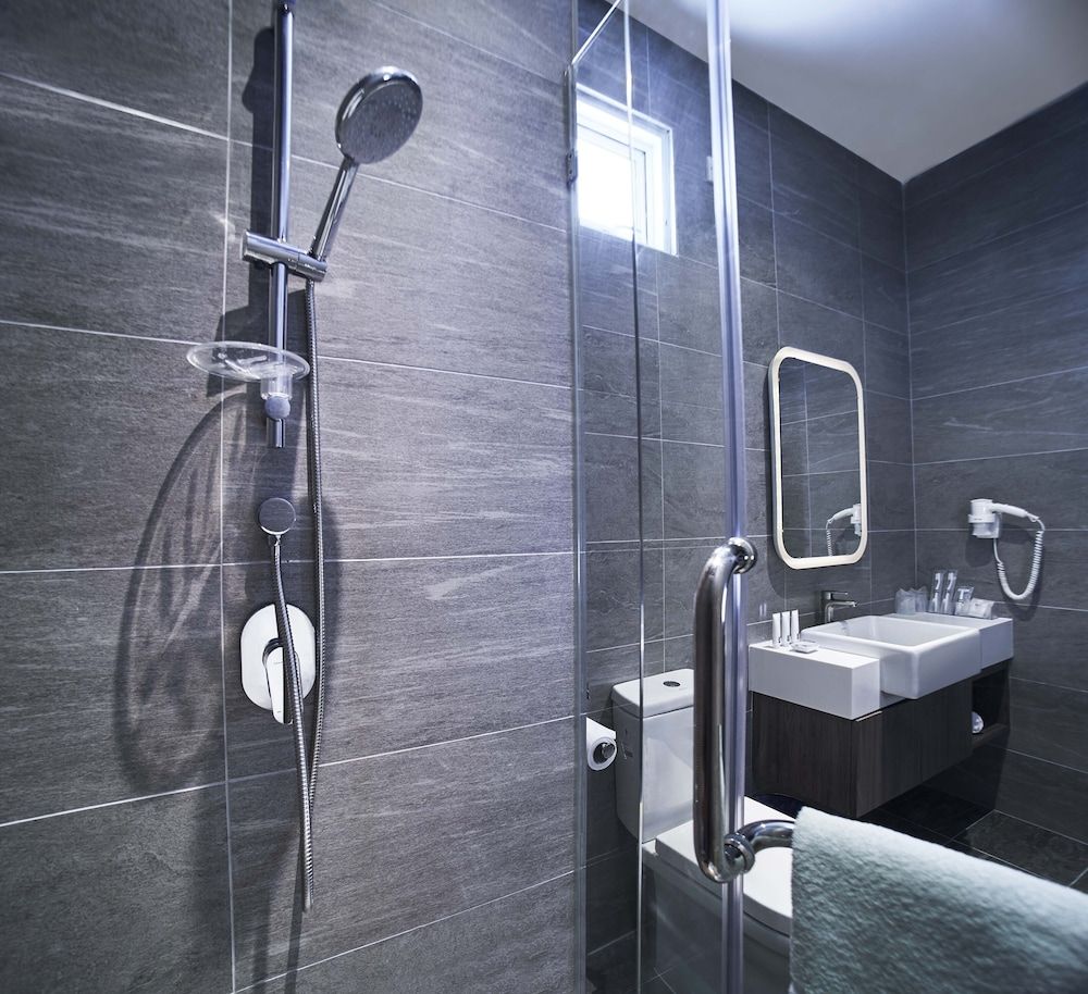 Urban H Hotel Suite, 2 Bedrooms (The Quarters) 2