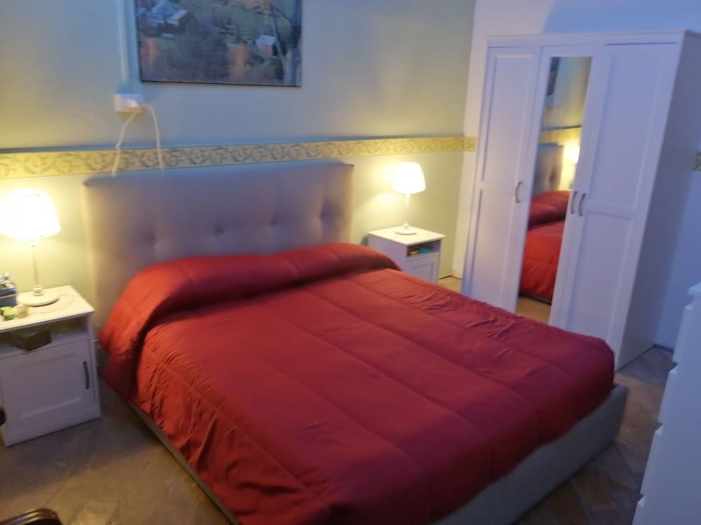 La Valle Del Poeta Double Room, Non Smoking 4