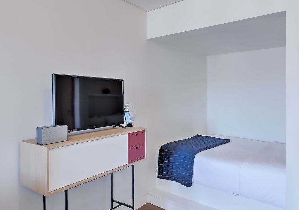 Oporto Street Aldas Standard Studio, River View 3