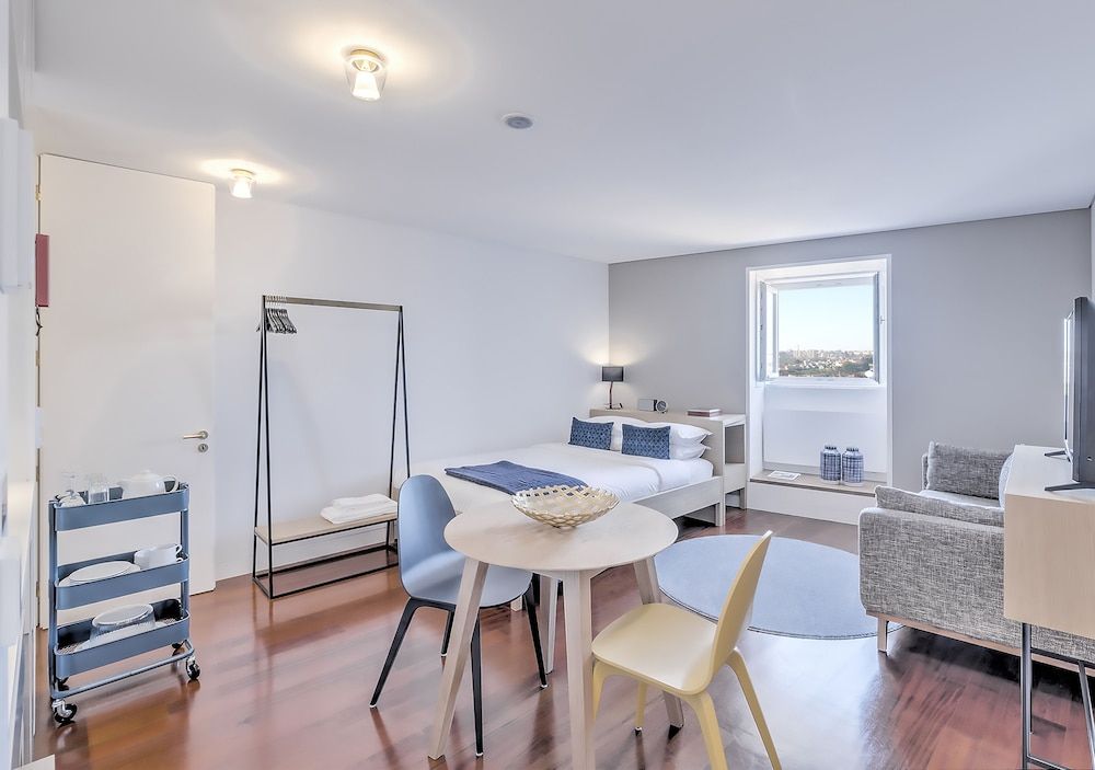 Oporto Street Aldas Classic Studio, River View 10