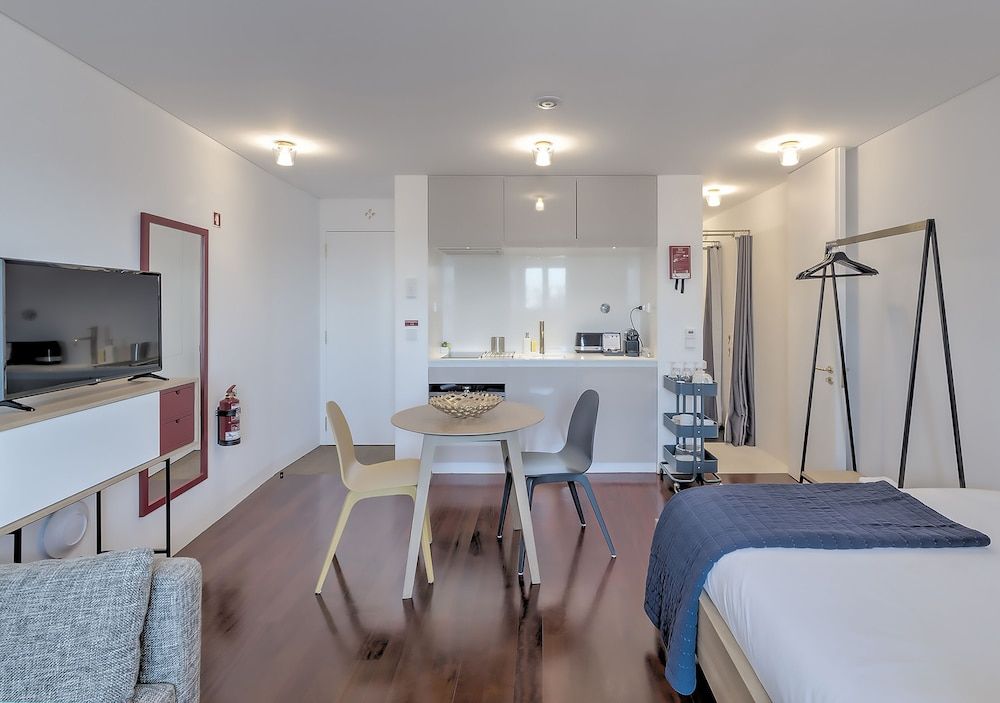 Oporto Street Aldas Classic Studio, River View 3