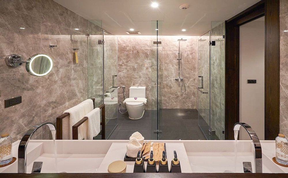 Khanom Beach Resort & Spa Deluxe Sea View 4