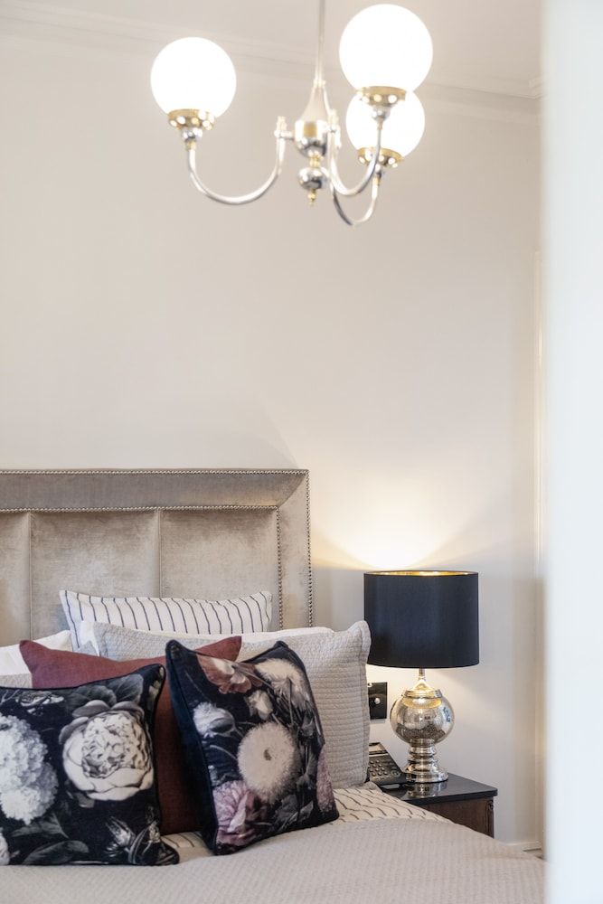 Delgattie Estate Hay Suite 4