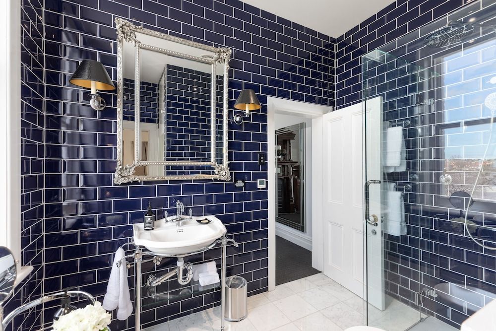 Delgattie Estate Hay Suite 3