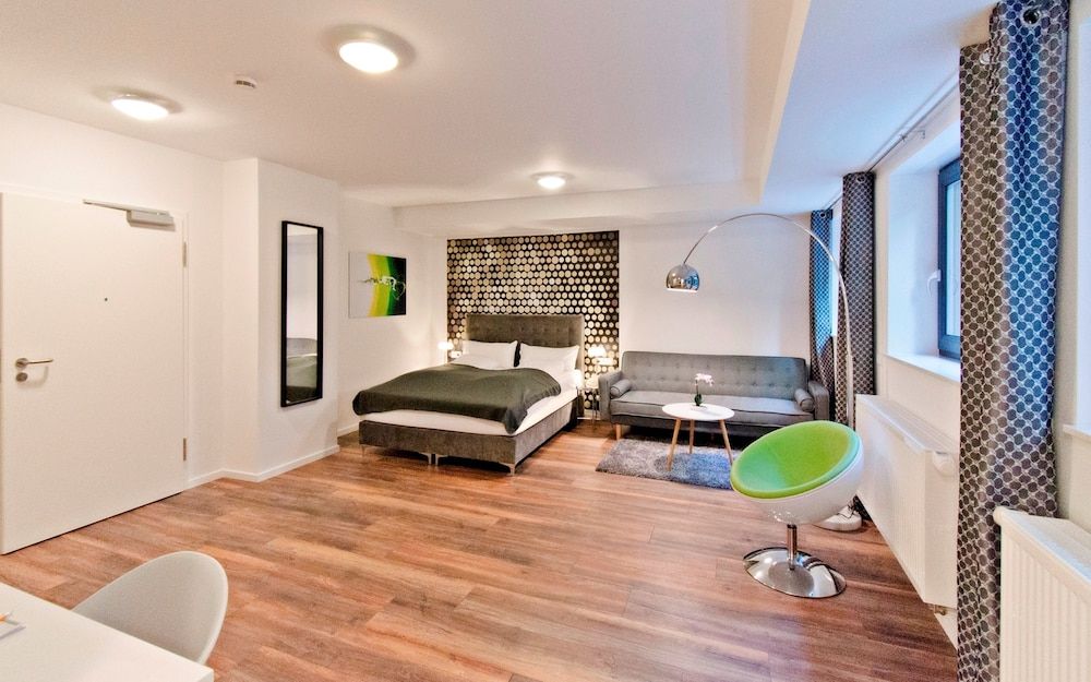 Comfort Suite Apartment basement (basement) with sofa bed