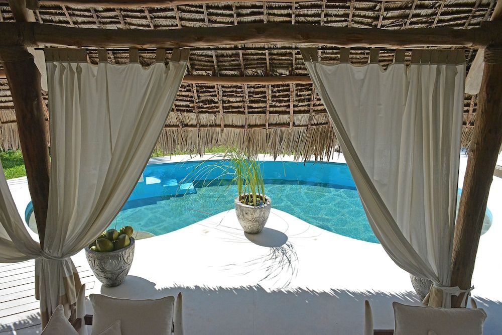 The Lawford Kenya Luxury Villa, 4 Bedrooms, Private Pool, Ocean View (TEMBO) 11