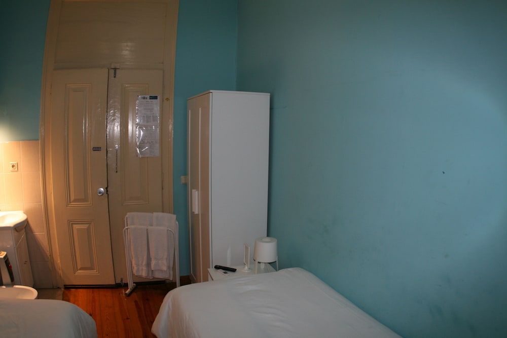 Mana Guest House Basic Single Room, Shared Bathroom 2