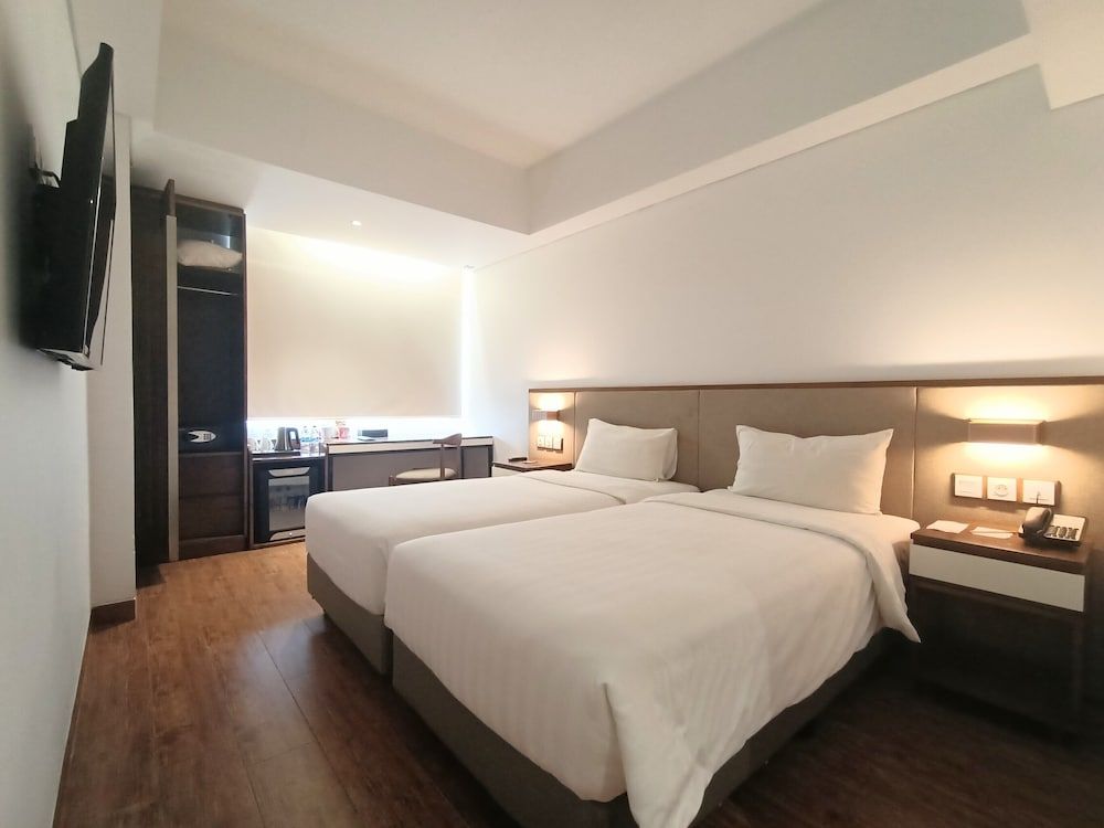 Grand Zuri Ketapang Superior Twin Room