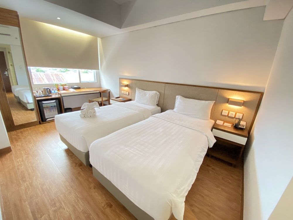 Grand Zuri Ketapang Superior Twin Room 3