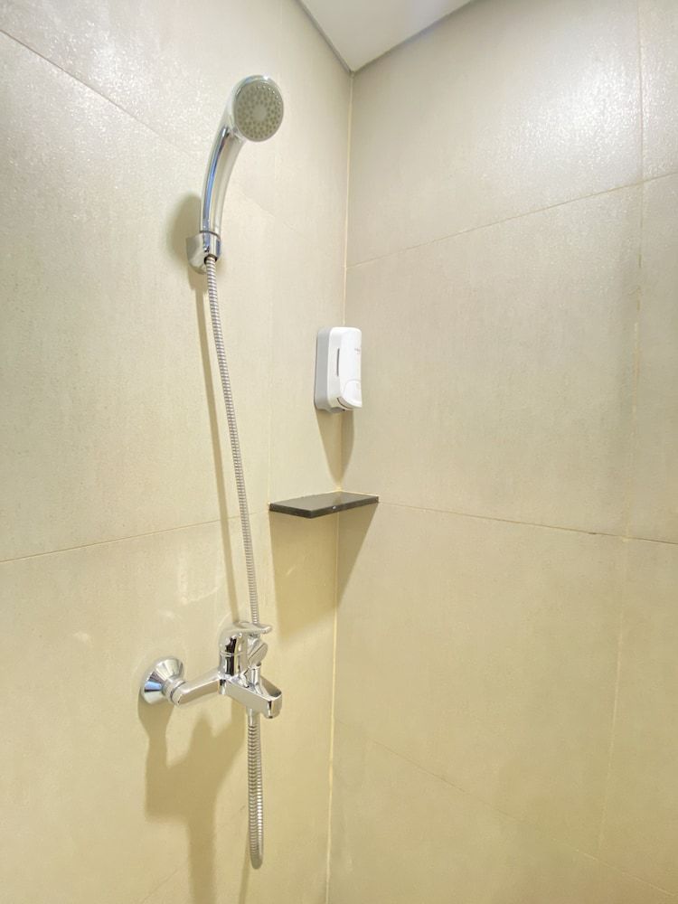 Grand Zuri Ketapang Superior Twin Room 8